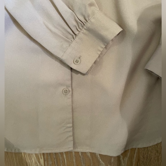 Uniqlo Bow Tie Blouse in Beige - Picture 6 of 6